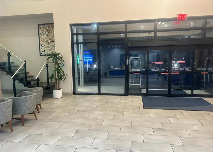 Familienhotel: Holiday Inn Express Long Island City E - New York By Ihg