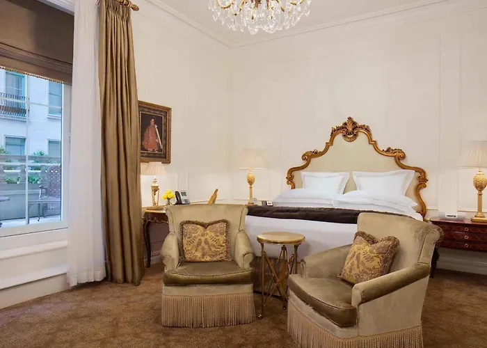 Hotel: The Plaza